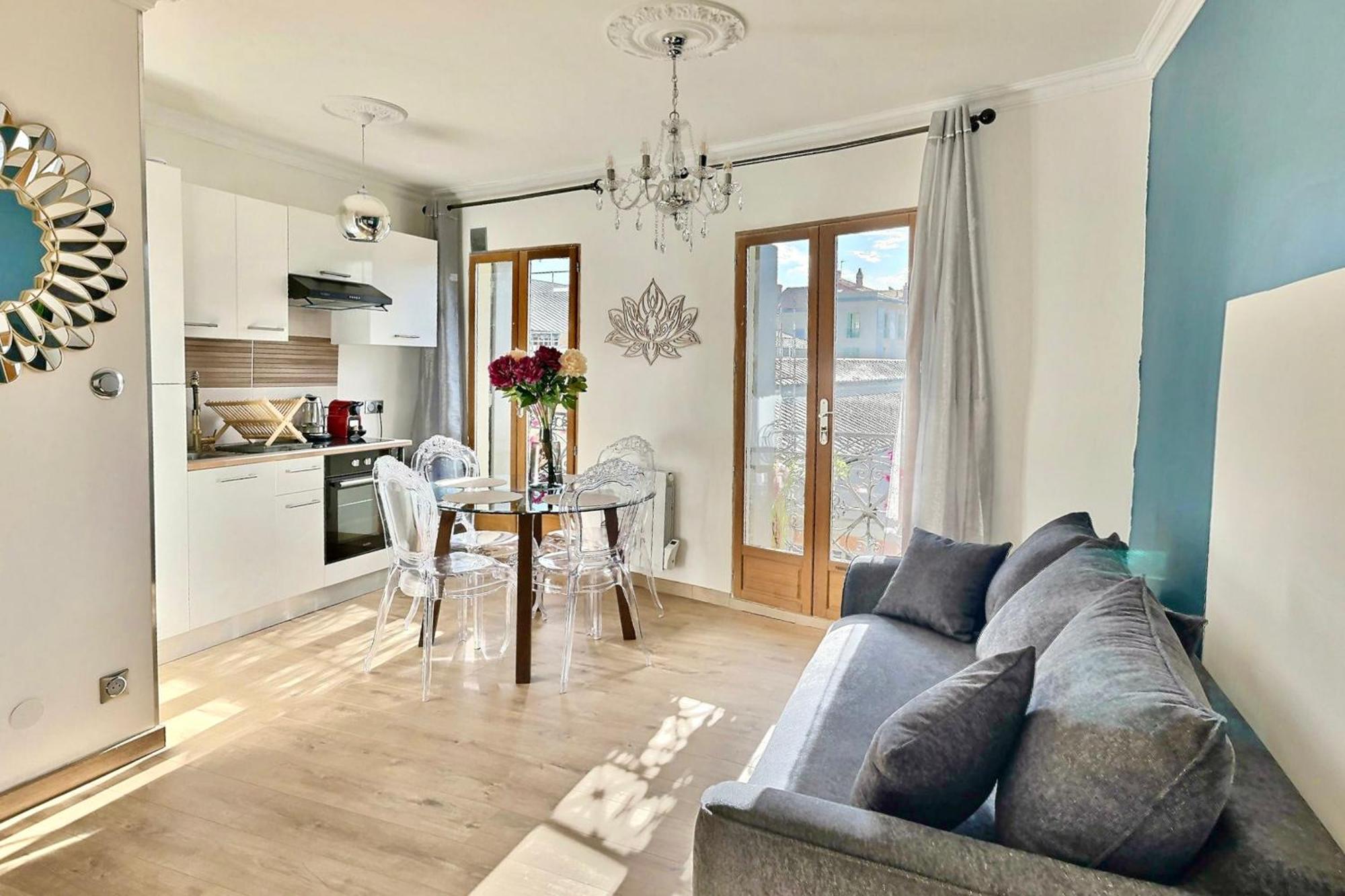 Appartement De Charme Avec Balcon Au Pied Des Commerces Béziers Zewnętrze zdjęcie