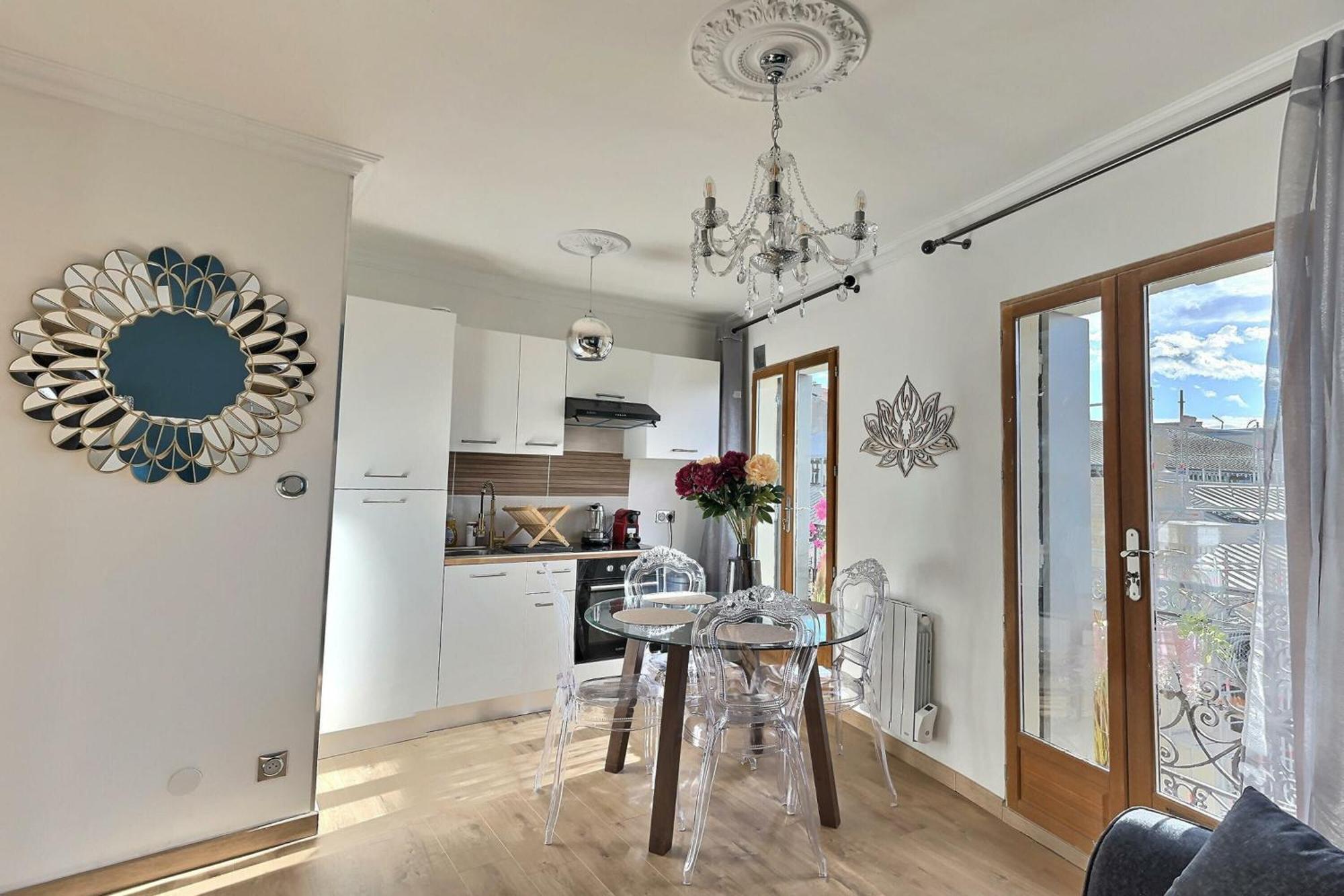 Appartement De Charme Avec Balcon Au Pied Des Commerces Béziers Zewnętrze zdjęcie